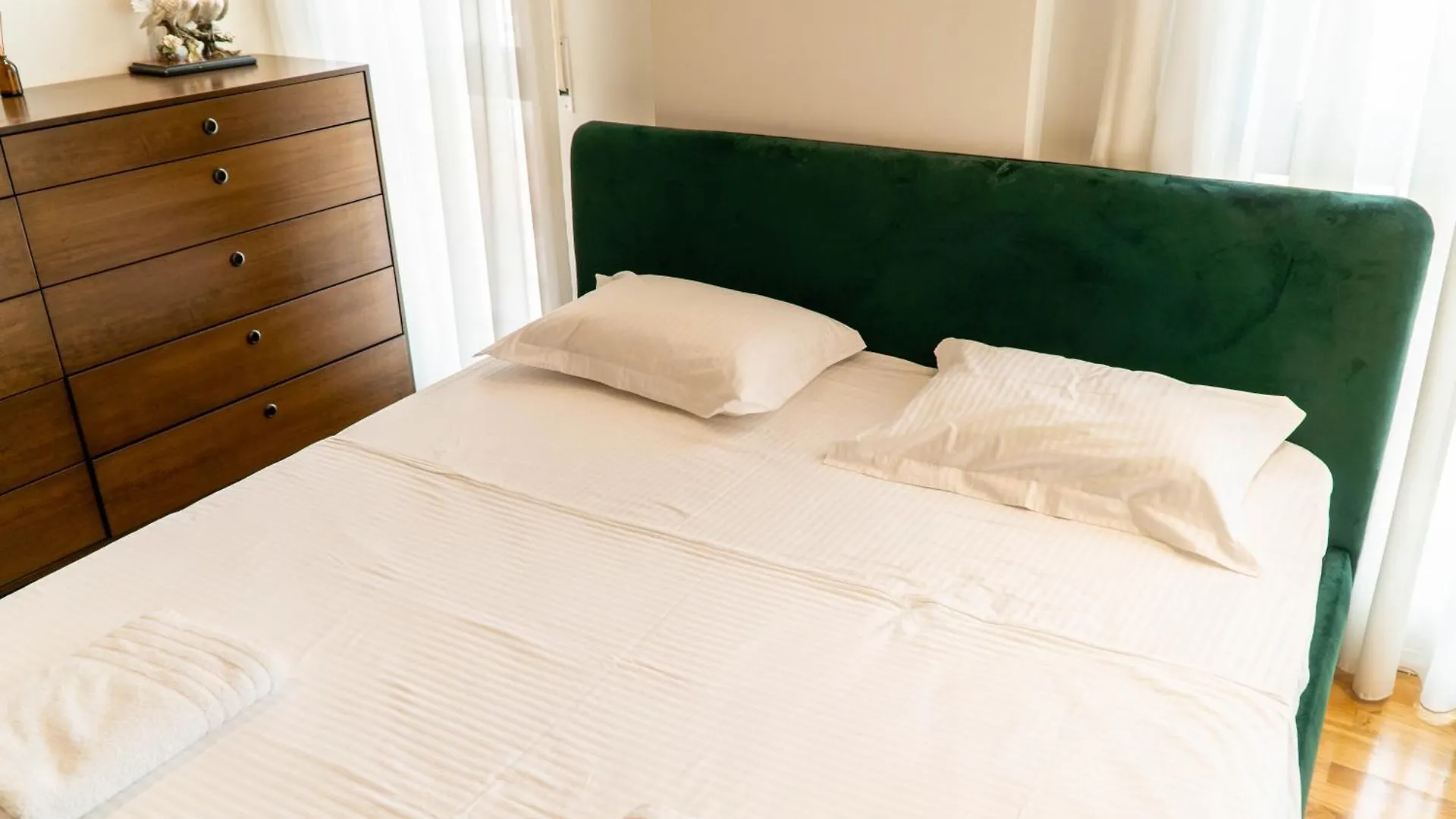 Signature Apartment 12 Tirana 0*,  Albanien