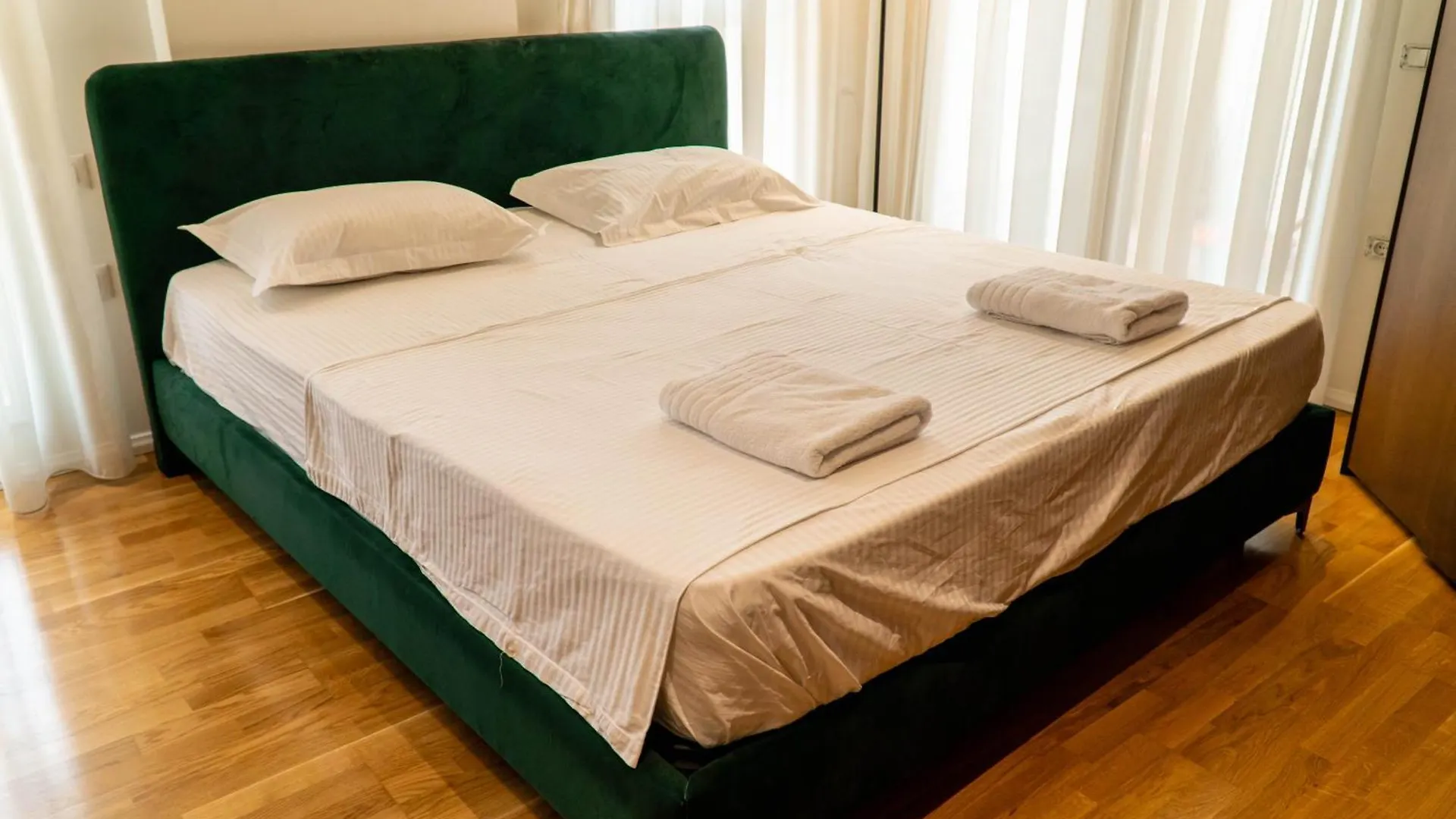 Signature Apartment 12 Tirana Albanien